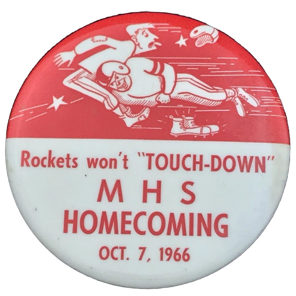 Mankato Scarlets Vintage Pin Button Football Minnesota 1966 MHS Homecoming 60s